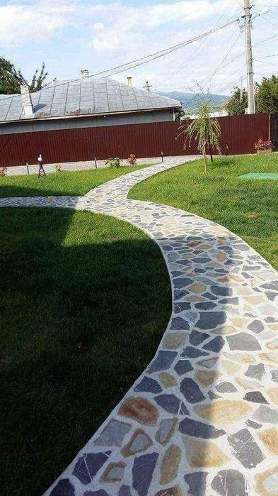 Vând și montez piatra naturala de munte