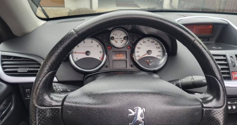 Peugeot 207cc 150 cp