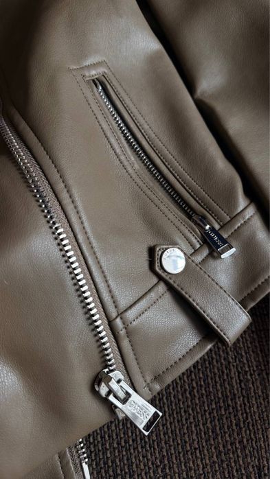 Яке Guess, S размер