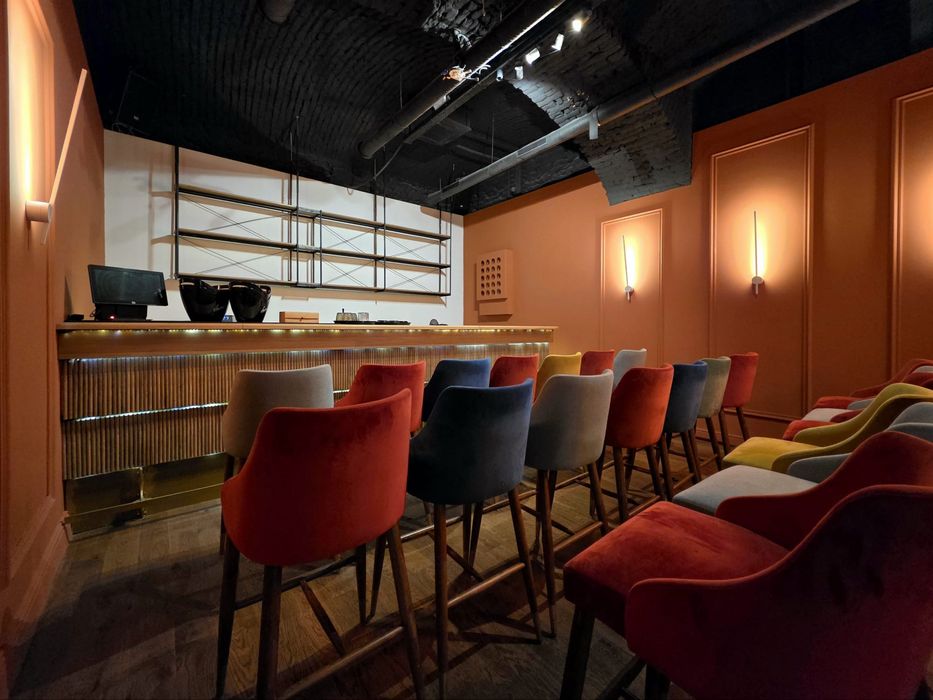 Scaune bar catifea, lemn masiv — model Duval