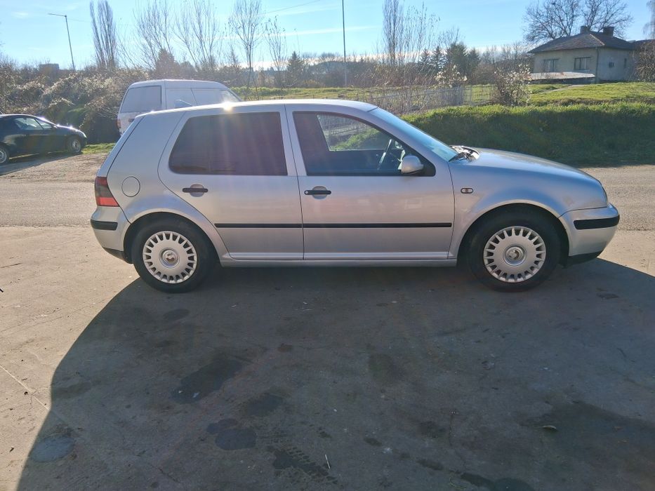 Голф 4 1.6 101 Бензин/Газ