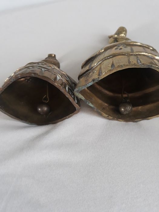 Месингови звънци