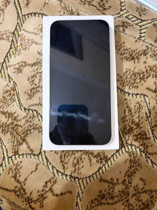 iPhone 13 белый 128gb