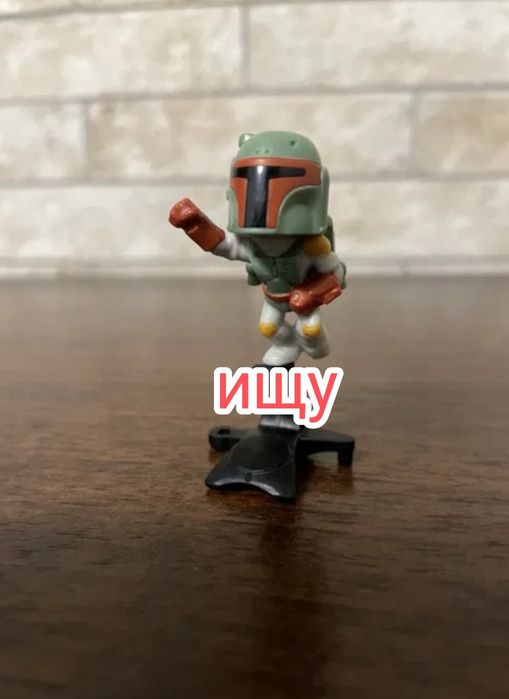 Фигурки Kinder в капсулах с вкладышами и без