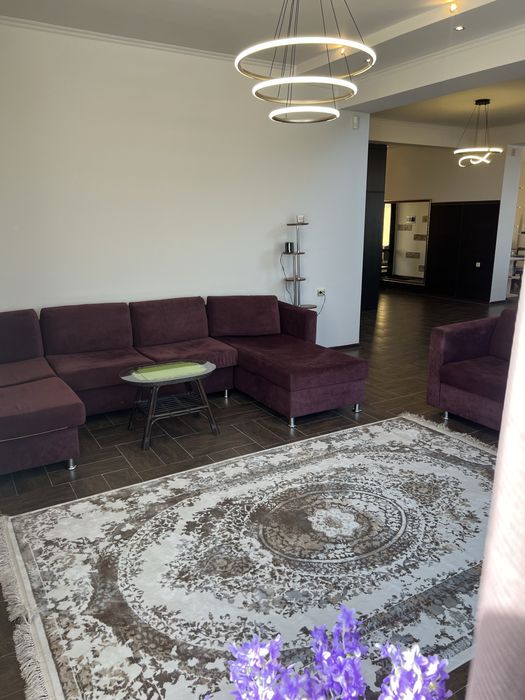 Сдается двухэтажный коттедж с сауной