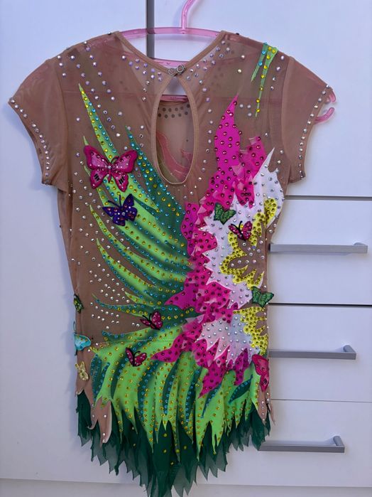 Трико за художествена гимнастика