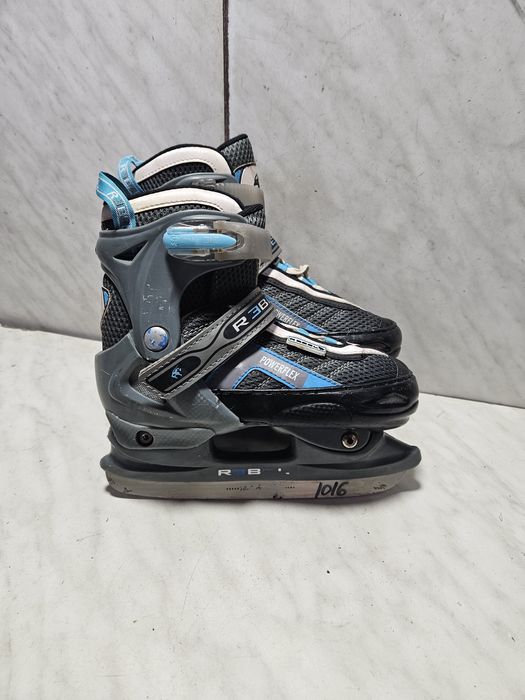 Patine 1016 gheata reglabile   marime 34-35-36-37.