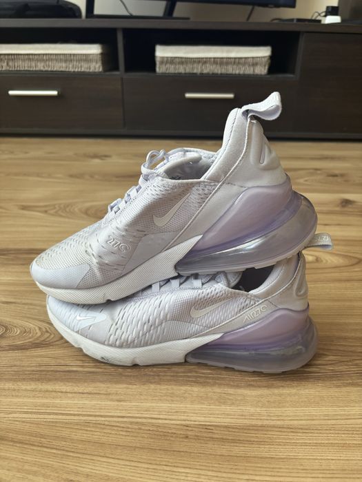 Nike Air Max 270