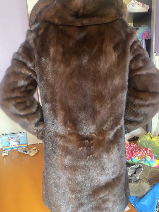 продам норковую шубу