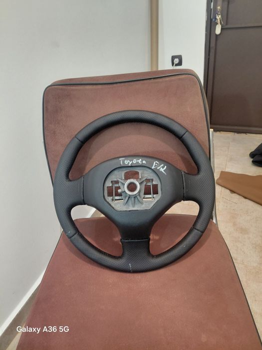 Тапициране на волани