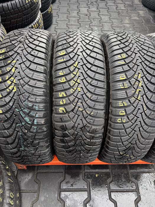Anvelope Iarna 205/60/16 GoodYear UltraGrip 9 205 60 16 R16
