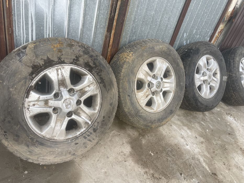 Шина с дисками на ланд крузер