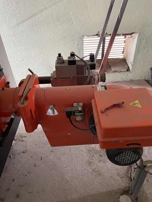 Газов котел Demead 233kw