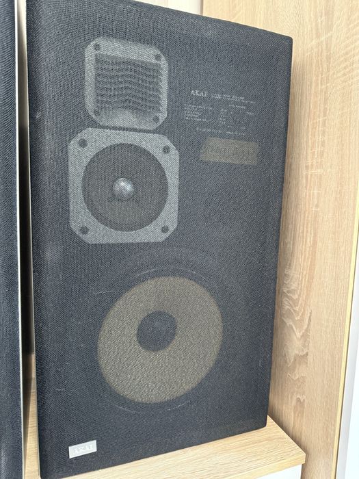 Akai SW-350S Качествени тонколони