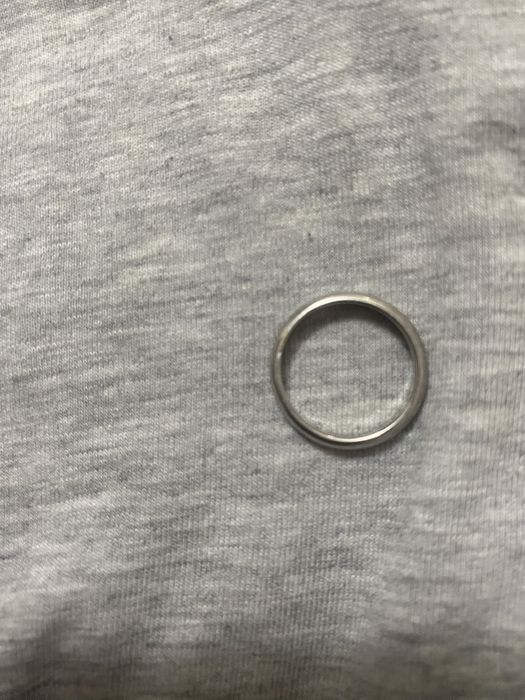 Кольцо обручальное из платины