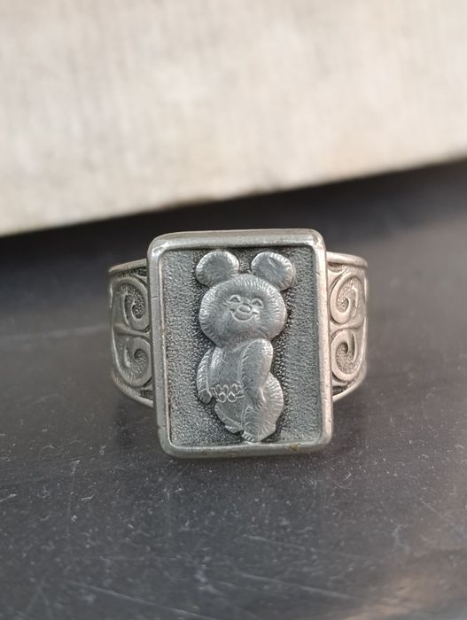 Кольцо мишка олимпиады редкий