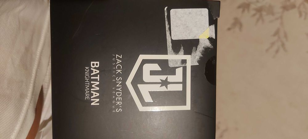 Figurina batman noua cutie