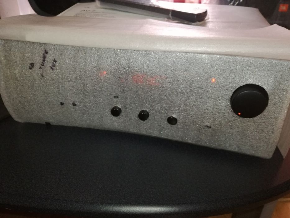 Amplificator receiver Nakamichi AV-7