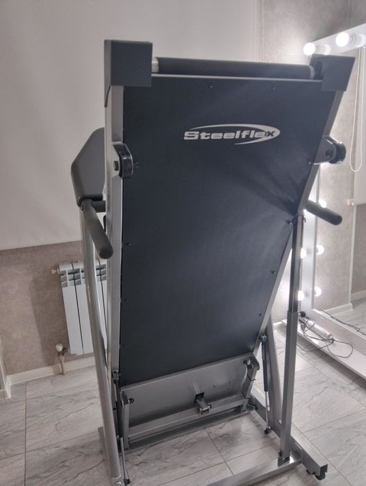 Продам беговую дорожку