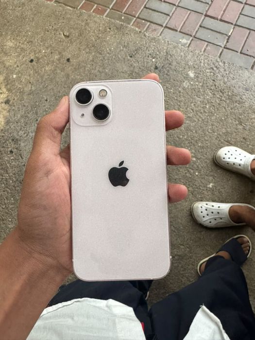 Iphone 13 pink 128 гб