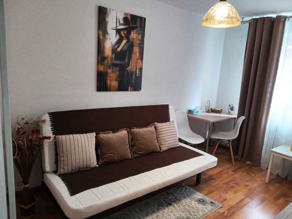 Proprietar inchiriez garsoniera cf.2 -  Zona B-dul Unirii- Zepter