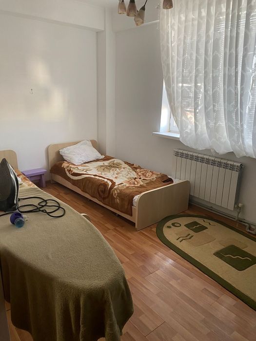 Сдам двухкомнатную квартиру.