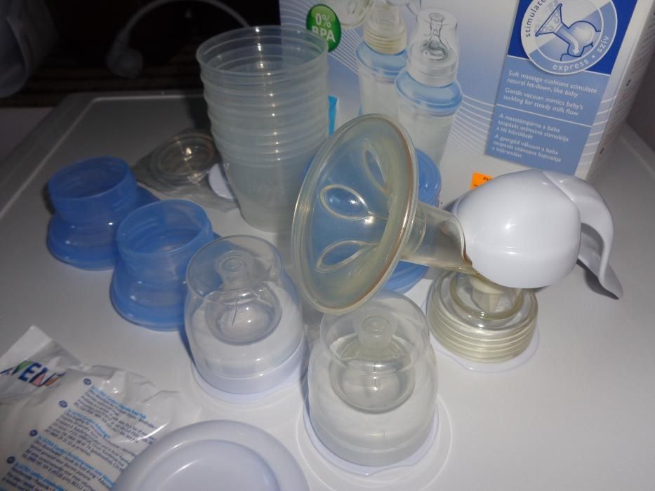 ПРОМО ЦЕНА!!!Помпа за кърма AVENT и аксесоари