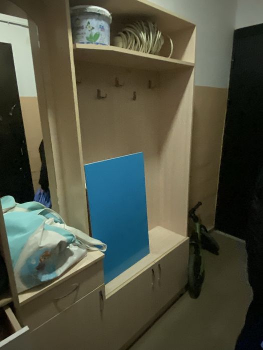 Шкаф для прихожей