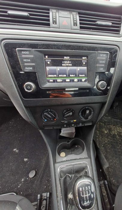 Dezmembrez Skoda Rapid 1.6D CXM 115 CP 5+1 trepte cod cutie RSY 2017