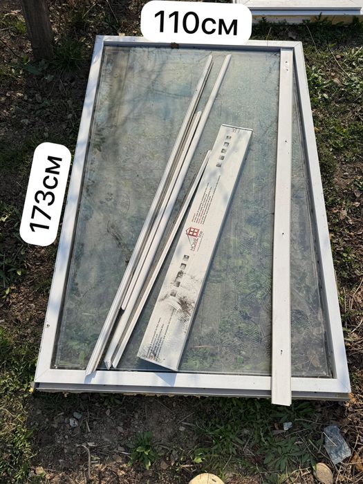 Дверь пластиковая и окно