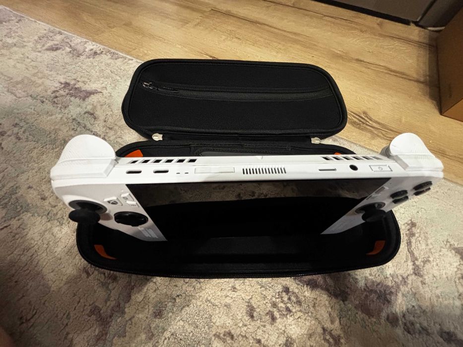 ROG Xbox Ally (2025)