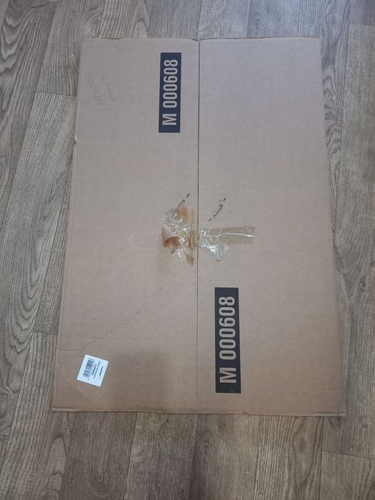 Продам новую уплотнительную резинку на холодильник