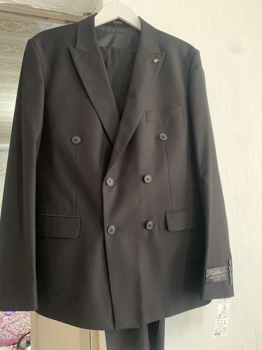 Костюмы. Тёмный синий и чёрный