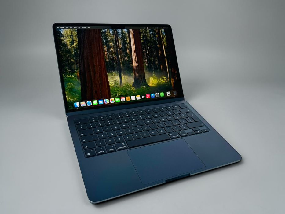 Apple MacBook Air 13 M2 8RAM 256GB Midnight 90% Батерия! Гаранция!