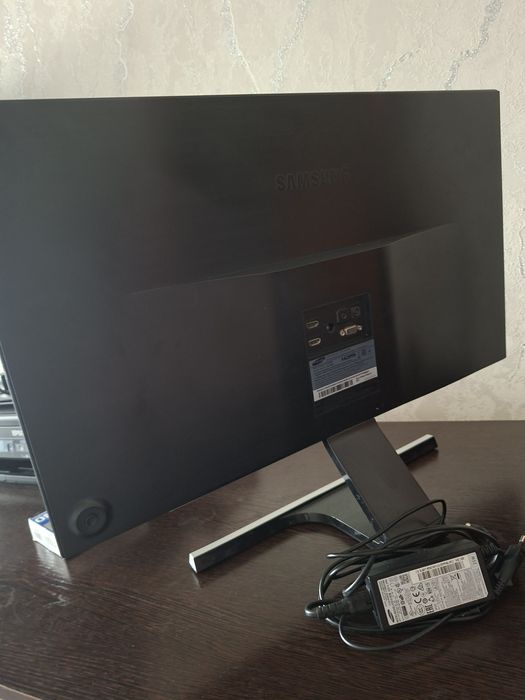 Монитор Samsung  model S24D590PL