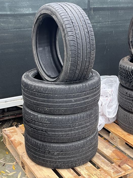 Dunlop sportmaxx 235/45R18 летни