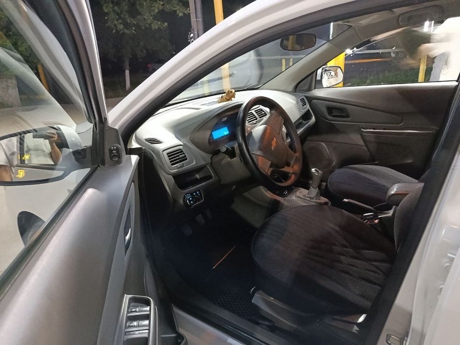 Chevrolet cobalt 2020 2 position