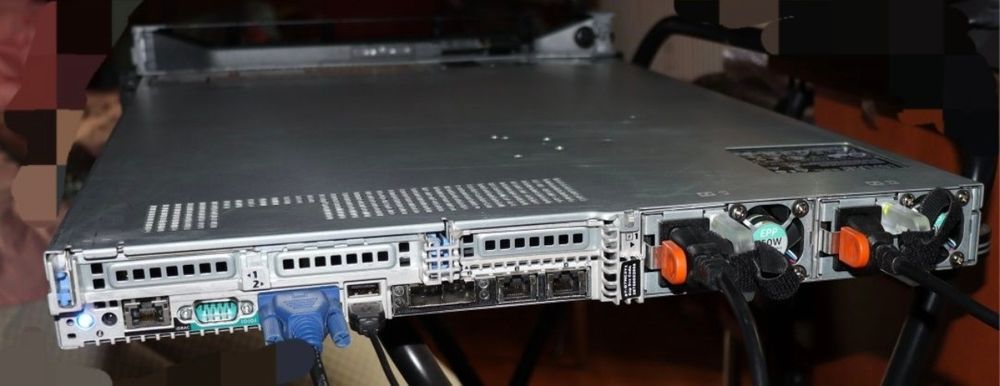 Server Dell PE R630 20 Cores 16Gb DDR4 HBA330 1500W EPP 2x10G+2x1Gb