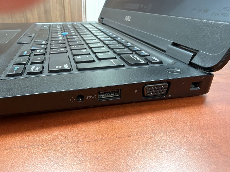 Laptop Dell Latitude 5490