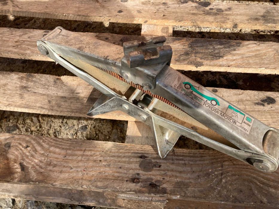 Крик за Кола Крик Toyota Тойота Оригинал