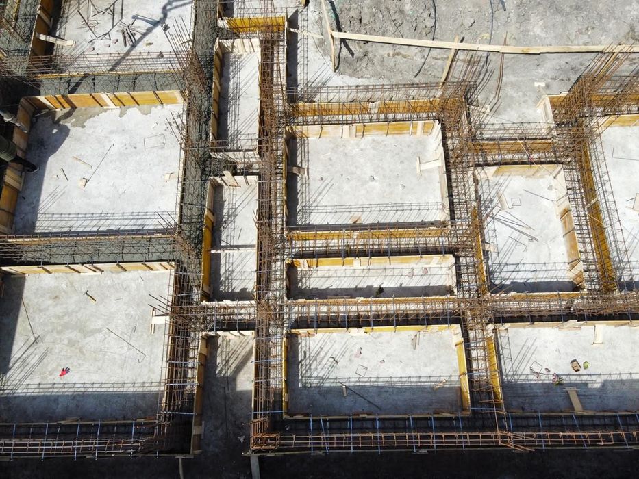 Executam construcții case la roșu  amenajari interioare. Rigips ,