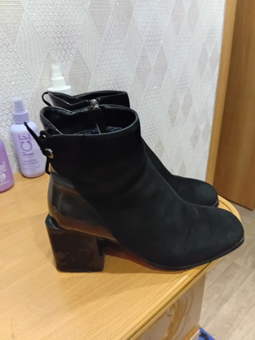 Продам вещи за все 5 000 тг.