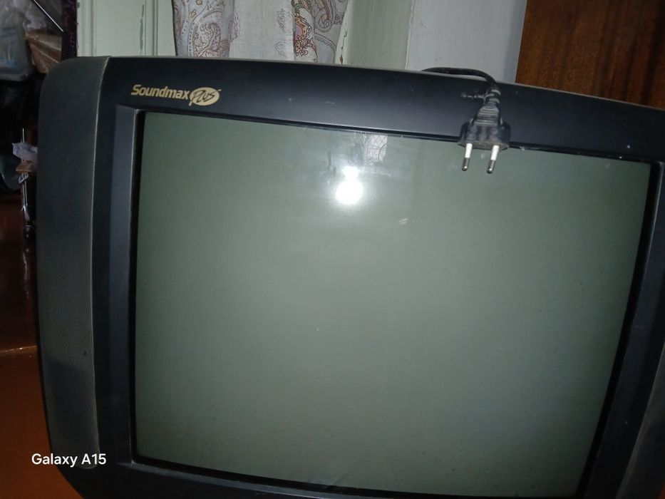 Продаю телевизор