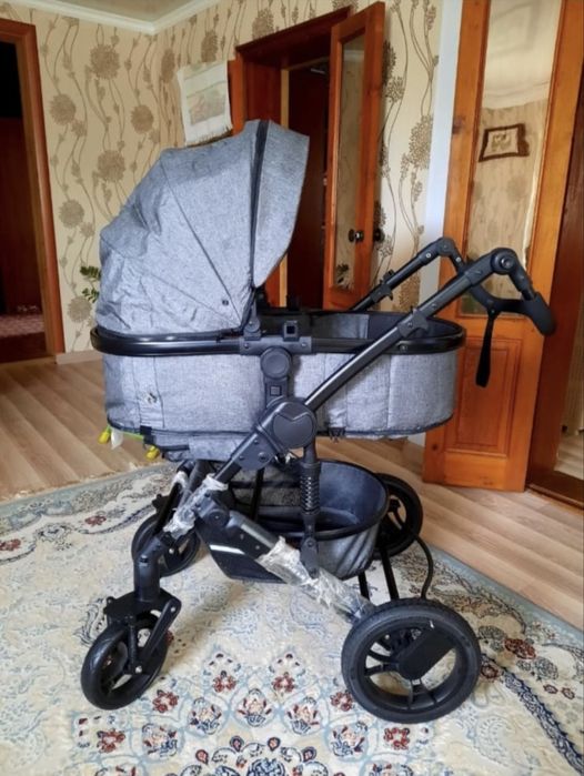Продам коляску зима-лето