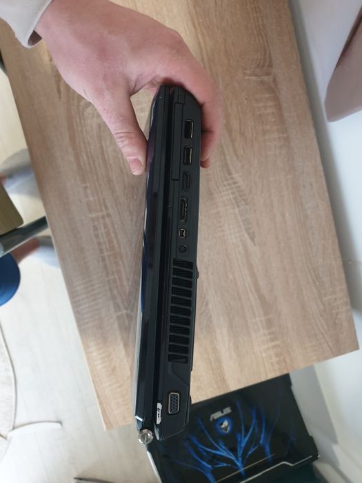 Vand laptop asus rog G60J