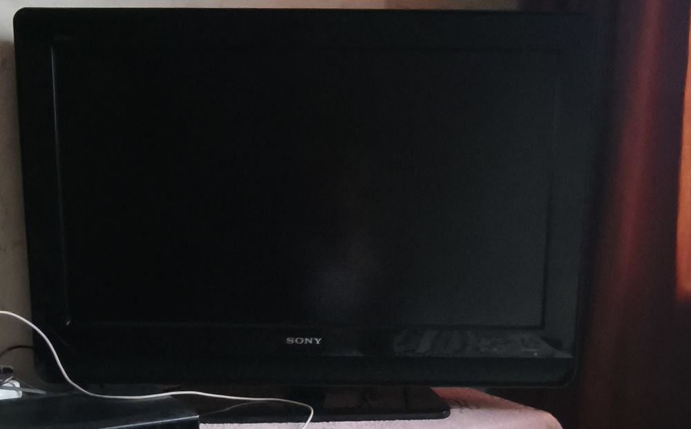 Телевизор Sony Bravia, DVD фирмы Sony