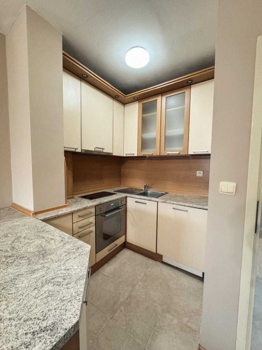 Продава се Двустаен апартамент в Пловдив, Кършияка - 72 кв.м за 913 €/кв.м - Снимка #3