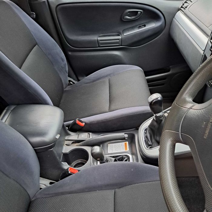Suzuki grand vitara 128 к.с Бензин
