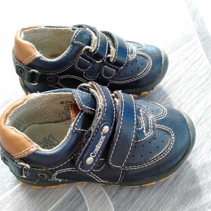 Продам ботинки на мальчика