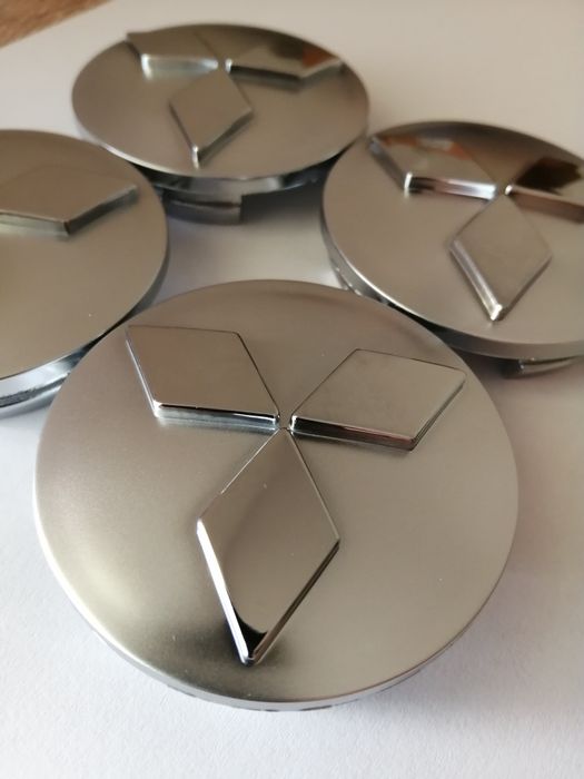 Mitsubishi - Set 4 capace pentru jante